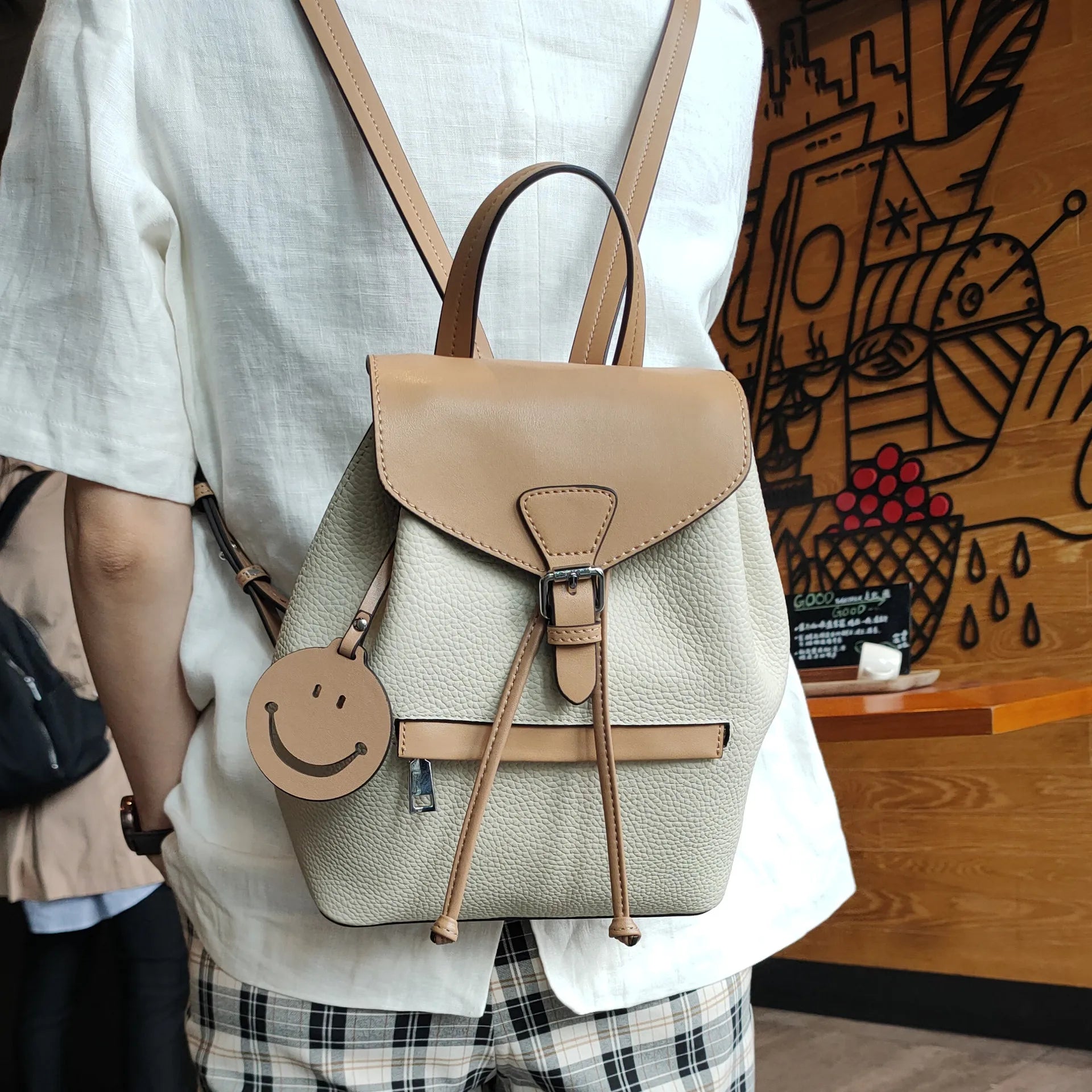 NL-350 MOCHILA DE MUJER