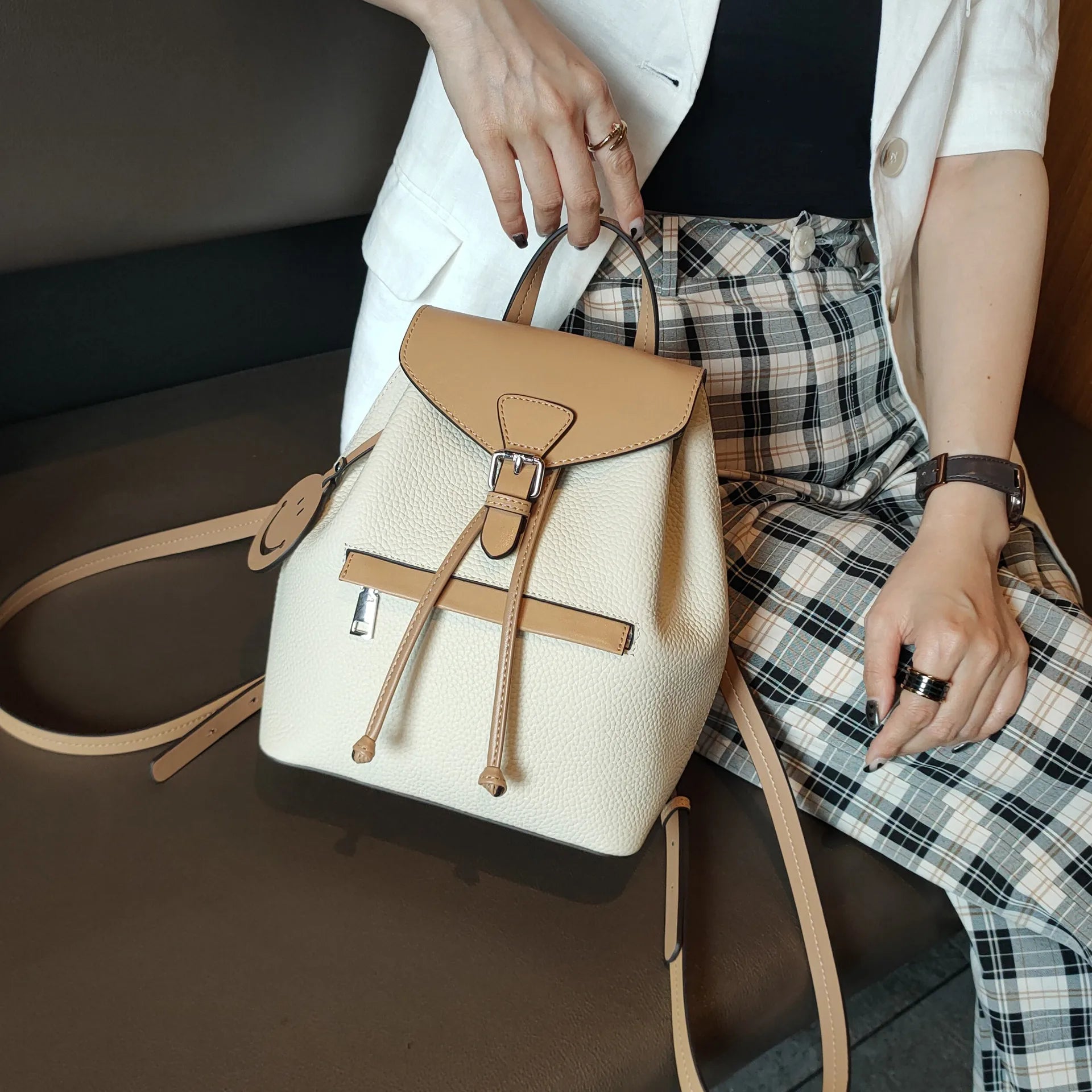 NL-350 MOCHILA DE MUJER