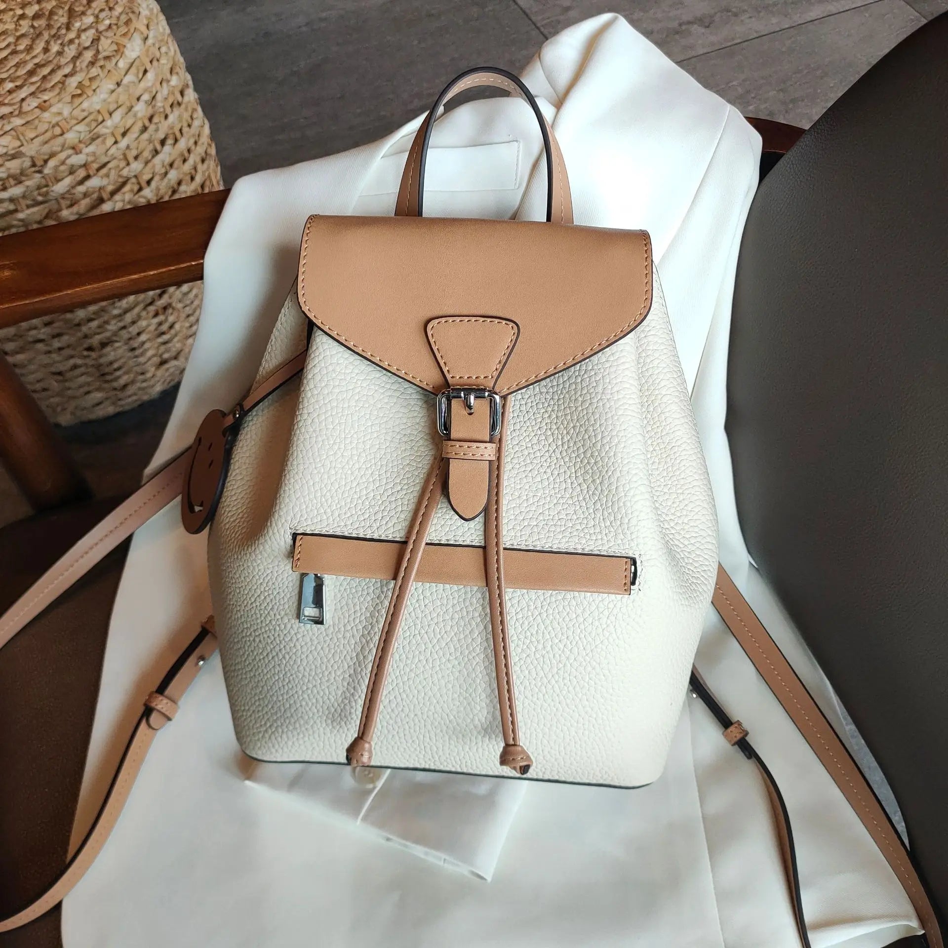 NL-350 MOCHILA DE MUJER