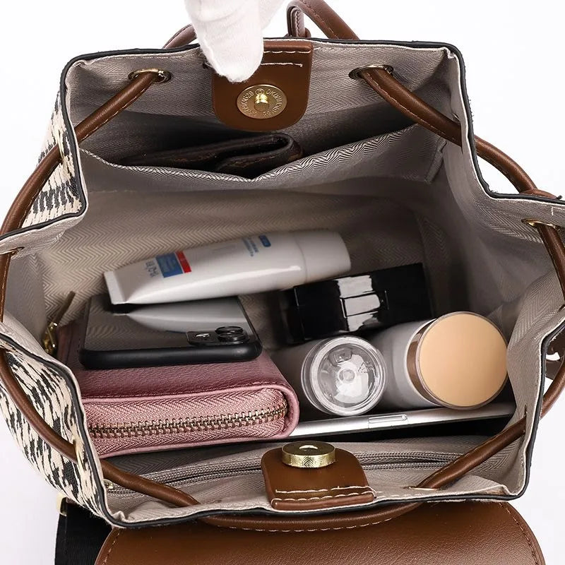 NL-349 MOCHILA DE MUJER