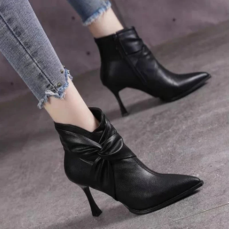 DP-223 BOTAS DE MUJER