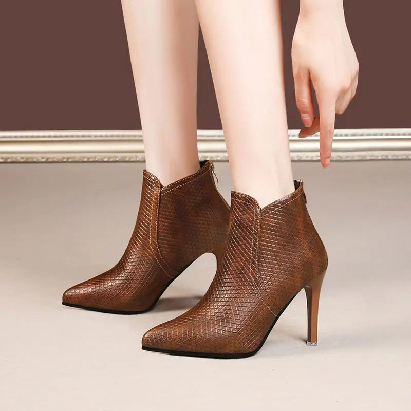 DP-224 BOTAS DE MUJER