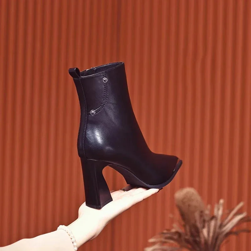 DP-202 BOTAS DE MUJER