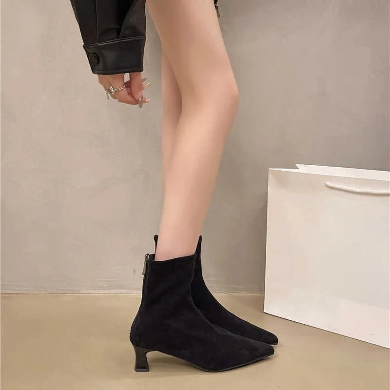 DP-226 BOTAS DE MUJER