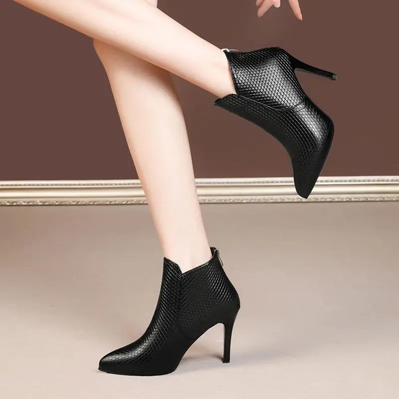 DP-224 BOTAS DE MUJER